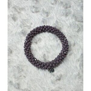 Lilac colored stretch bracelet from German brand Lizas - Czech crystals